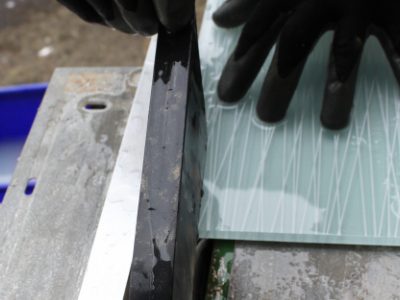 Cut glass tile with a wetsaw